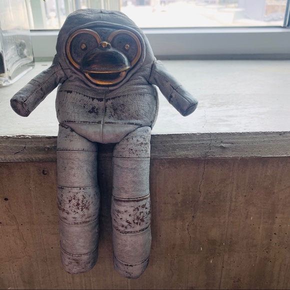 Blamo Bandit Handmade Toy in Distressed Leather - Picture 2 of 4